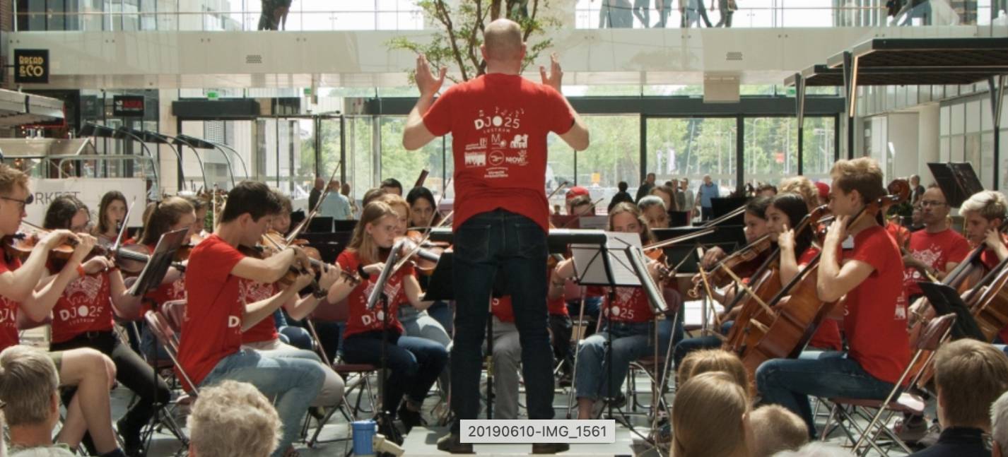 Domstad Jeugdorkest speelt Peter en de wolf